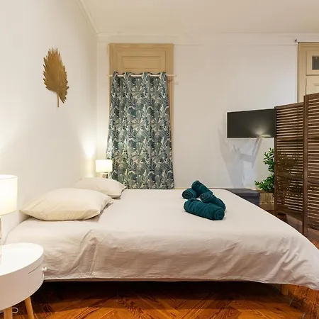 Ancien Palace Bernascon Vue Sur Classe 3 Etoiles