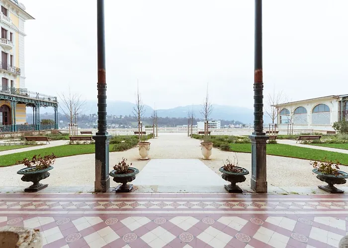 شقة Ancien Palace Bernascon Vue Sur Classe 3 Etoiles