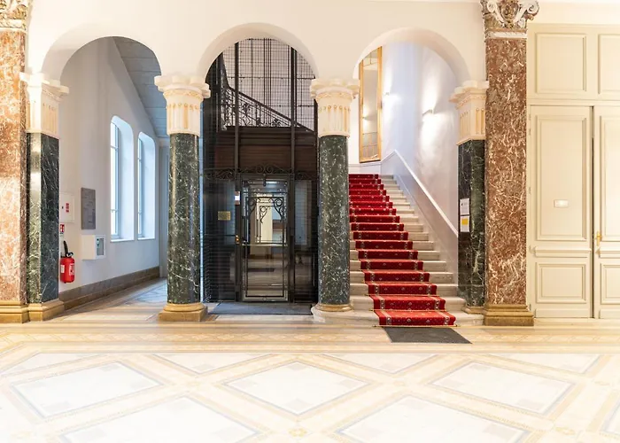 Ancien Palace Bernascon Vue Sur Classe 3 Etoiles شقة