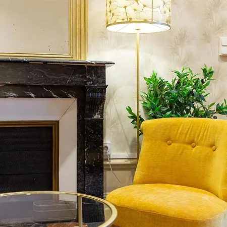 Ancien Palace Bernascon Vue Sur Classe 3 Etoiles