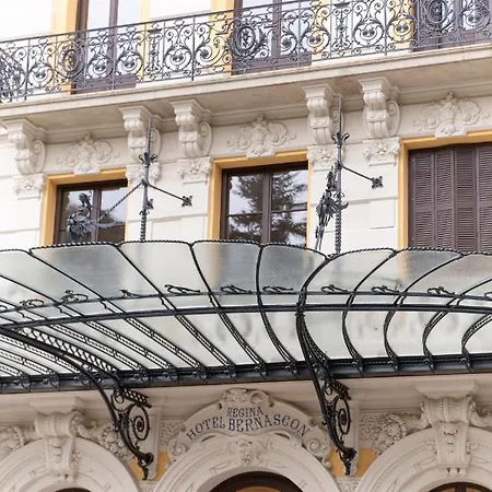 Ancien Palace Bernascon Vue Sur Classe 3 Etoiles *