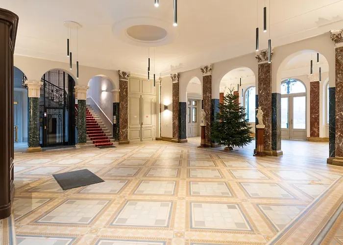 Ancien Palace Bernascon Vue Sur Classé 3 étoiles